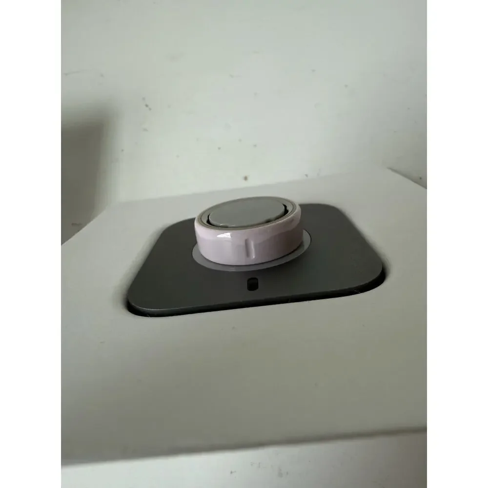Oura Ring Gen 4, Ceramic, Size 8, Cloud, Used in great condition